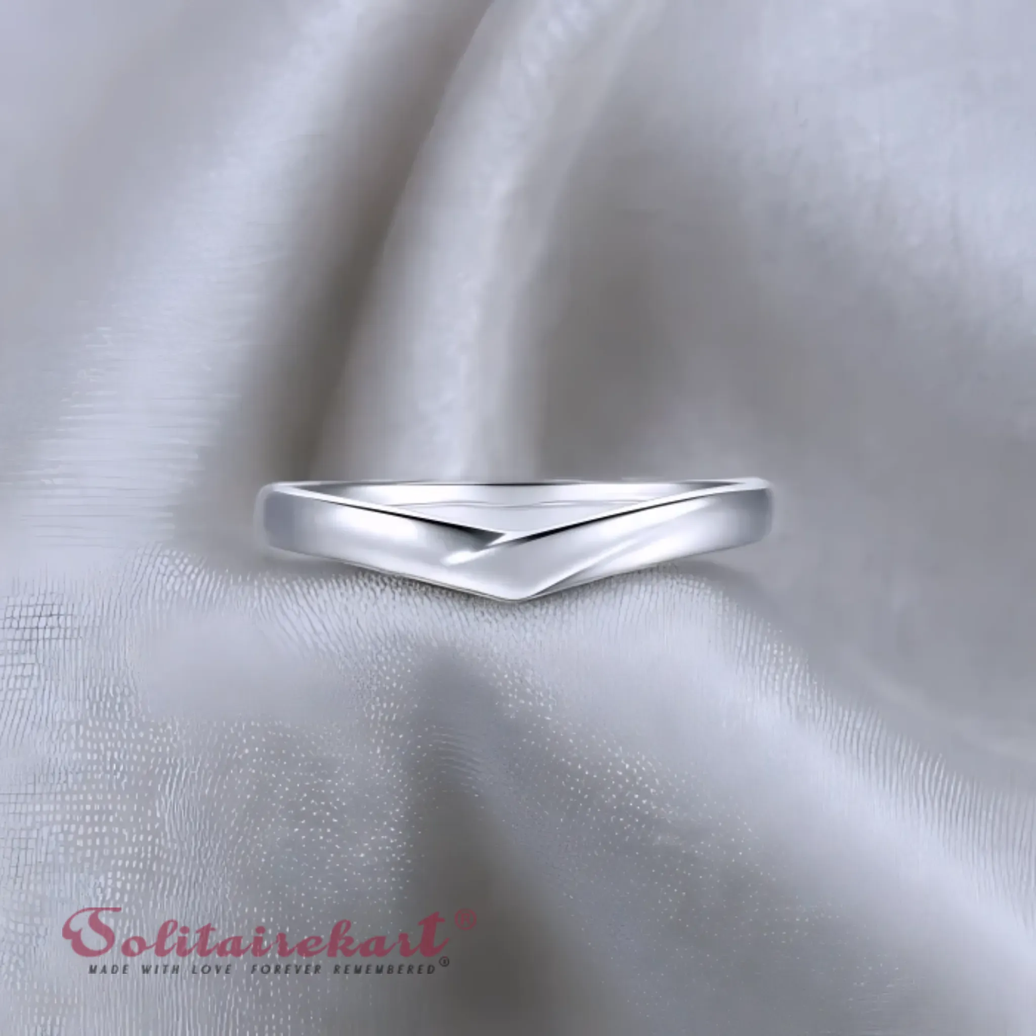 Solitairekart Platinum Wishbone Style Band Ring 4.566gm For Unisex.